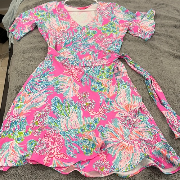 Lilly Pulitzer Dresses & Skirts - LP.  Isella wrap dress